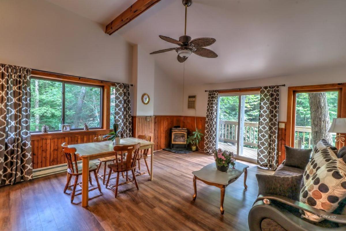 Magnolia Streamside Resort Canadensis Exterior foto